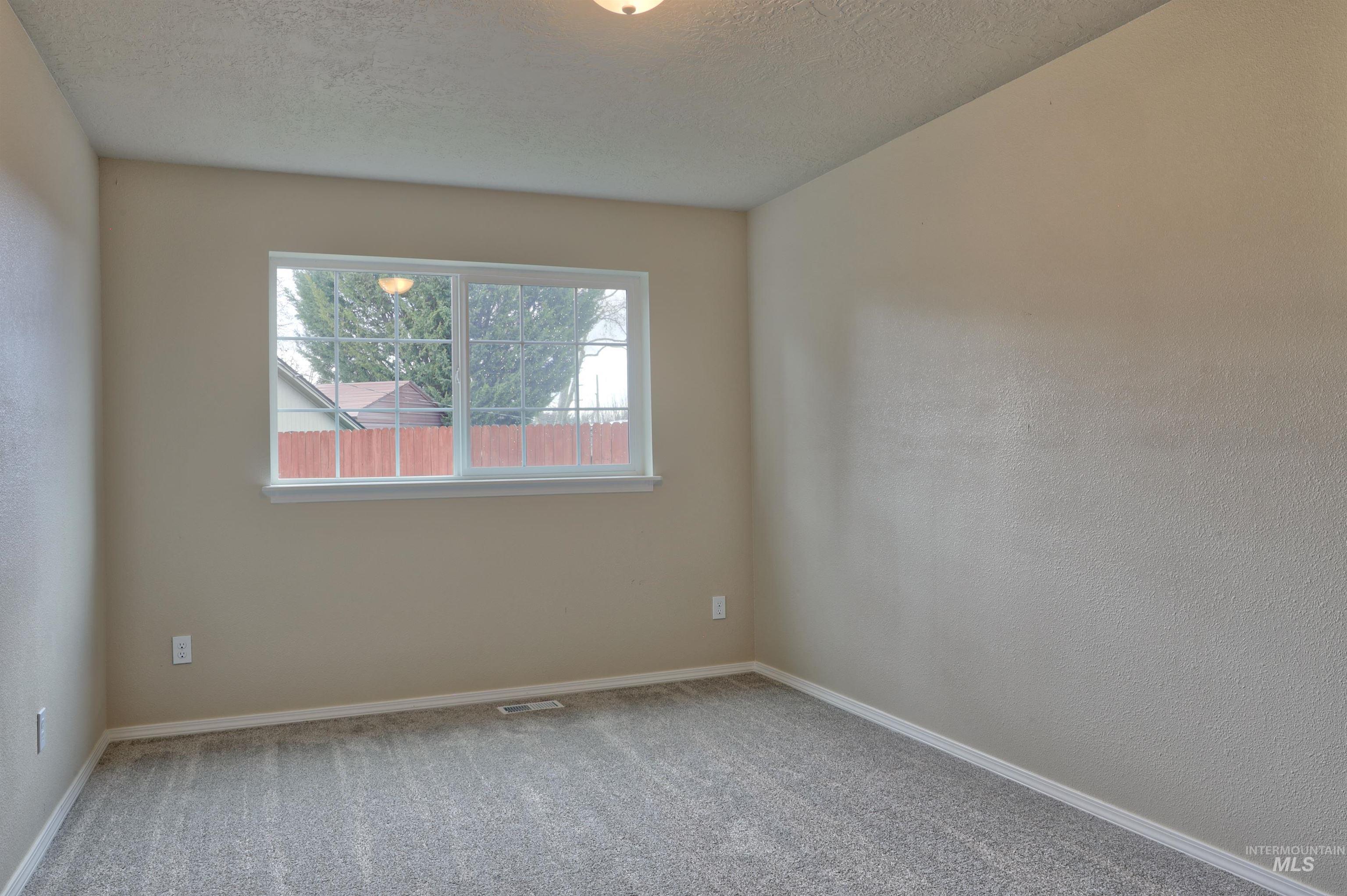 property viewer photo 14