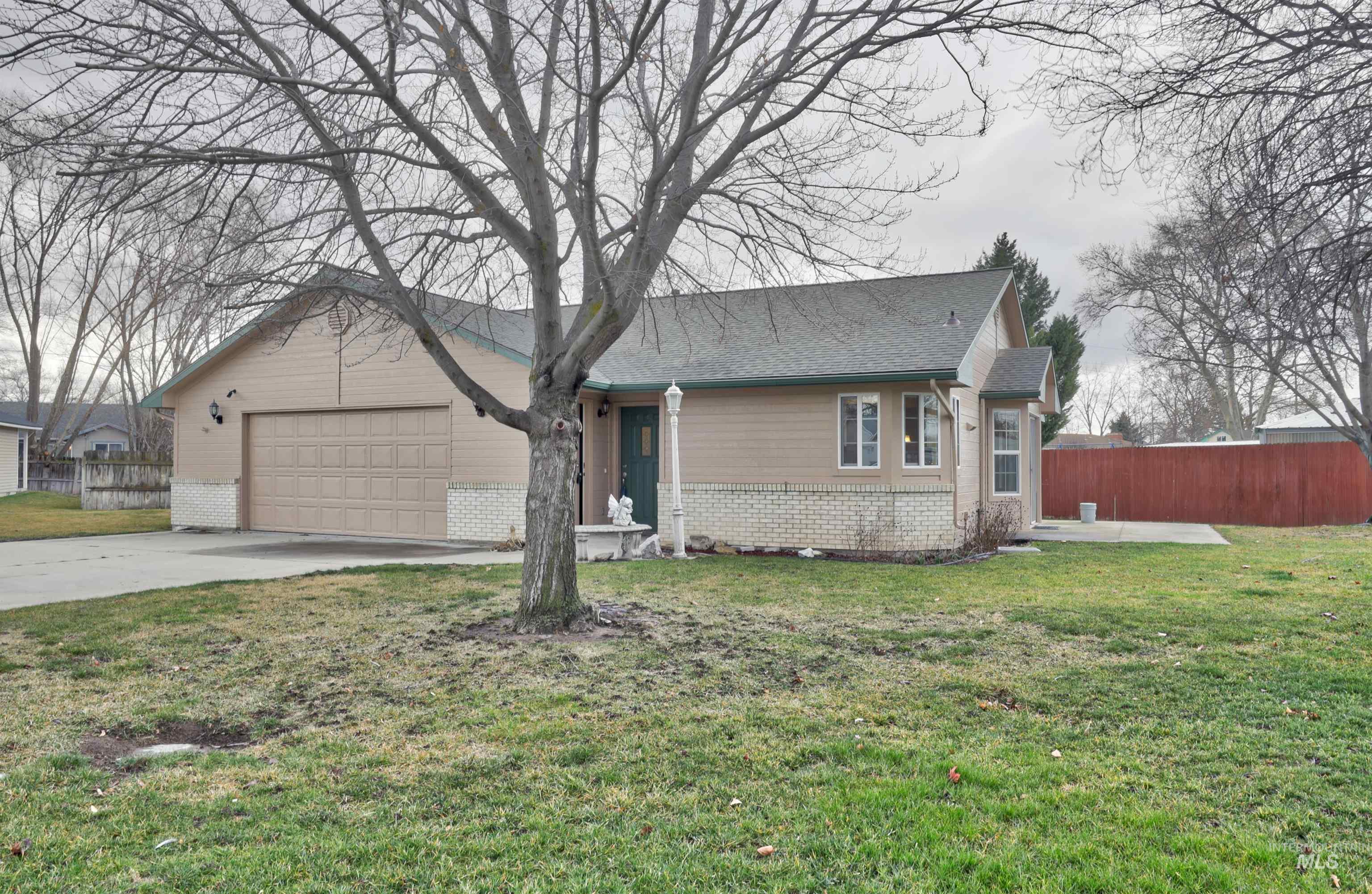 property viewer photo 2