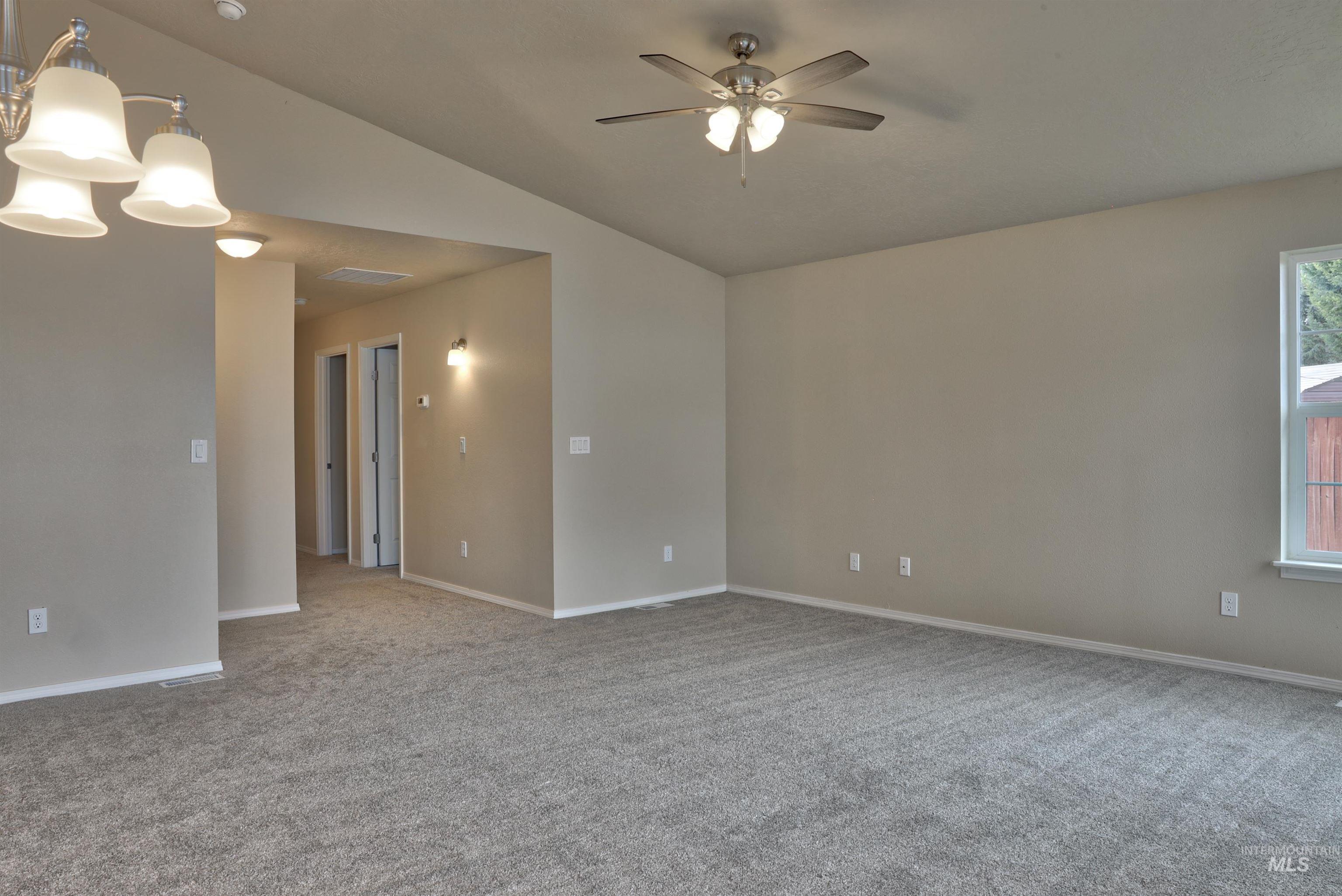 property viewer photo 6