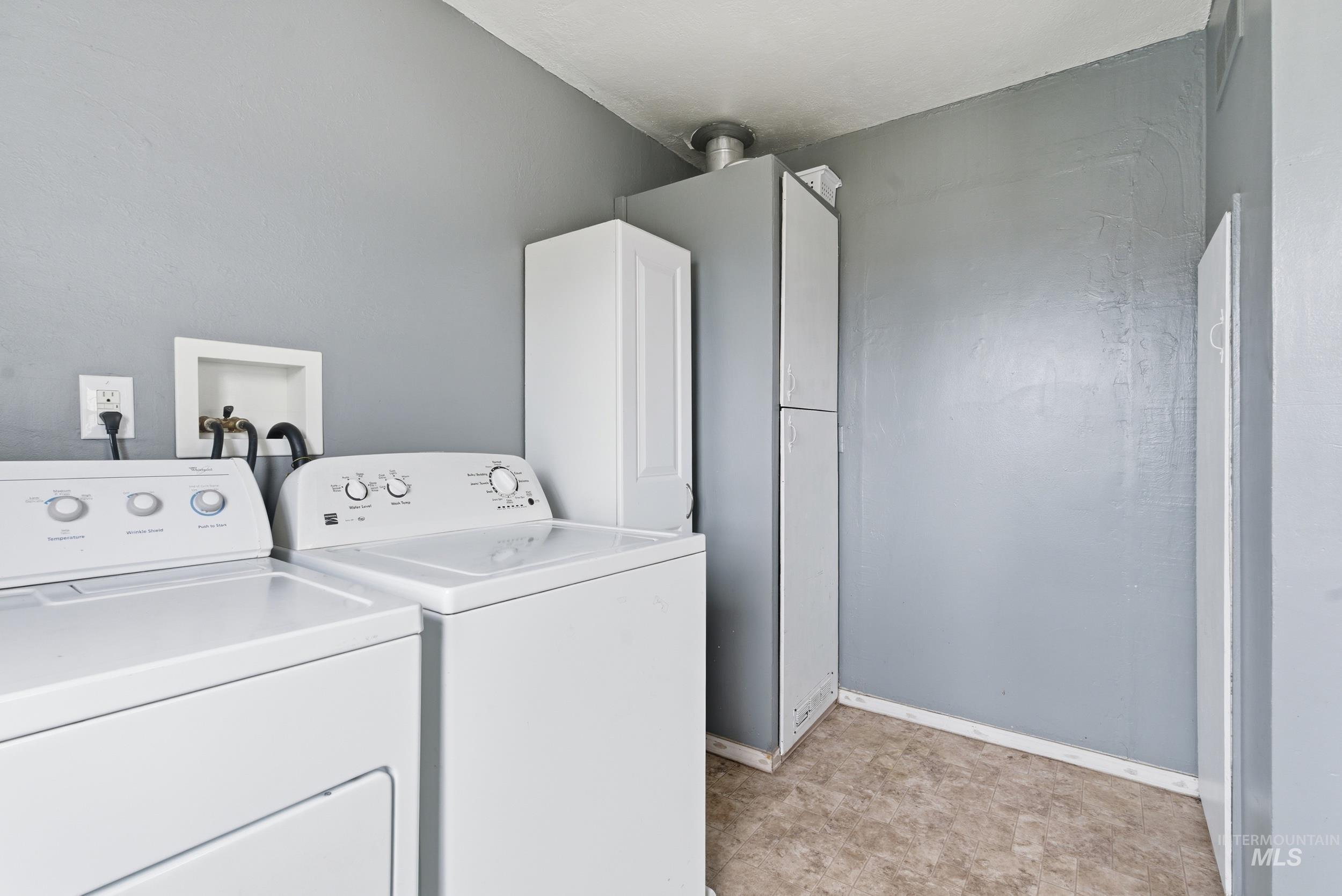 property viewer photo 12