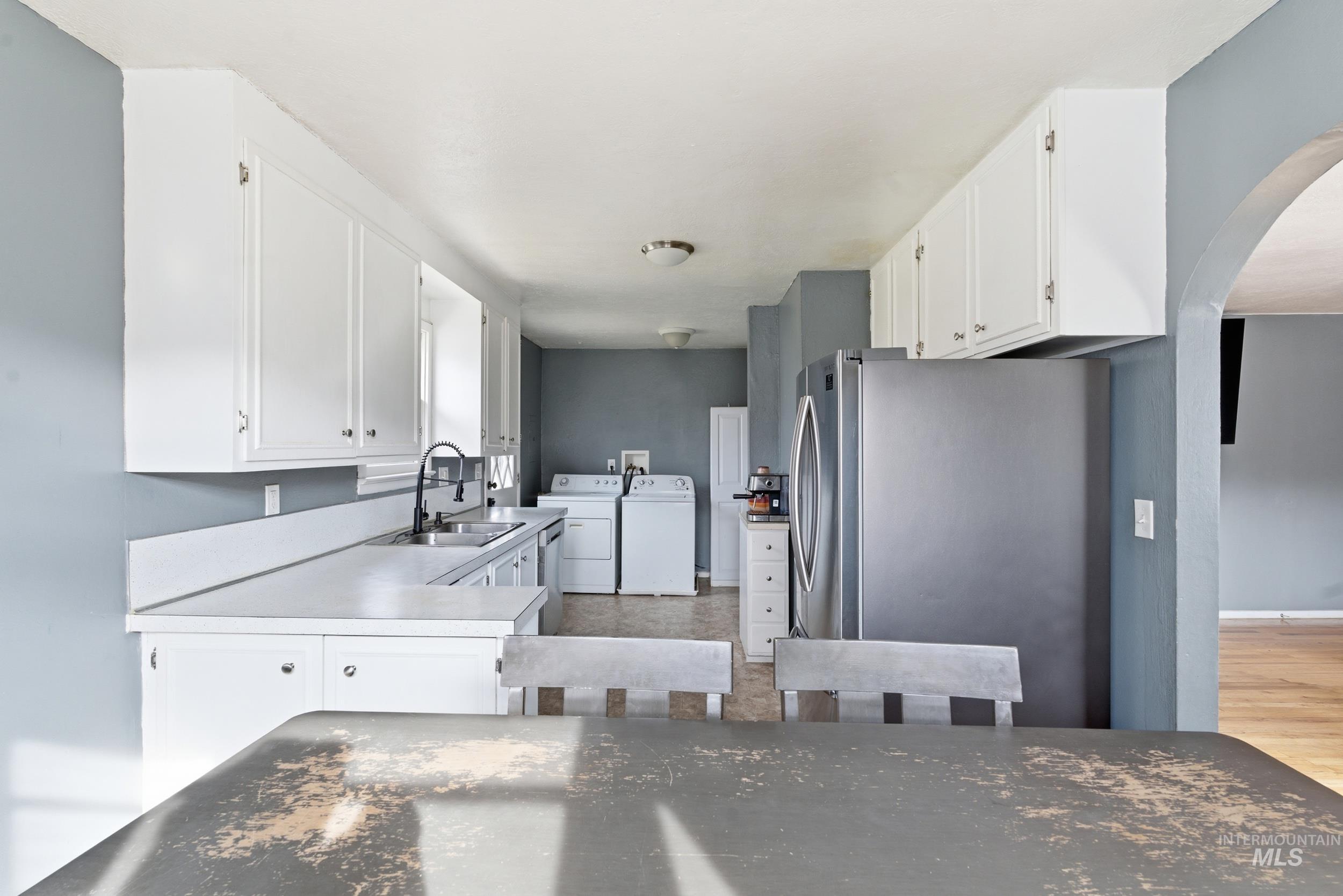 property viewer photo 19