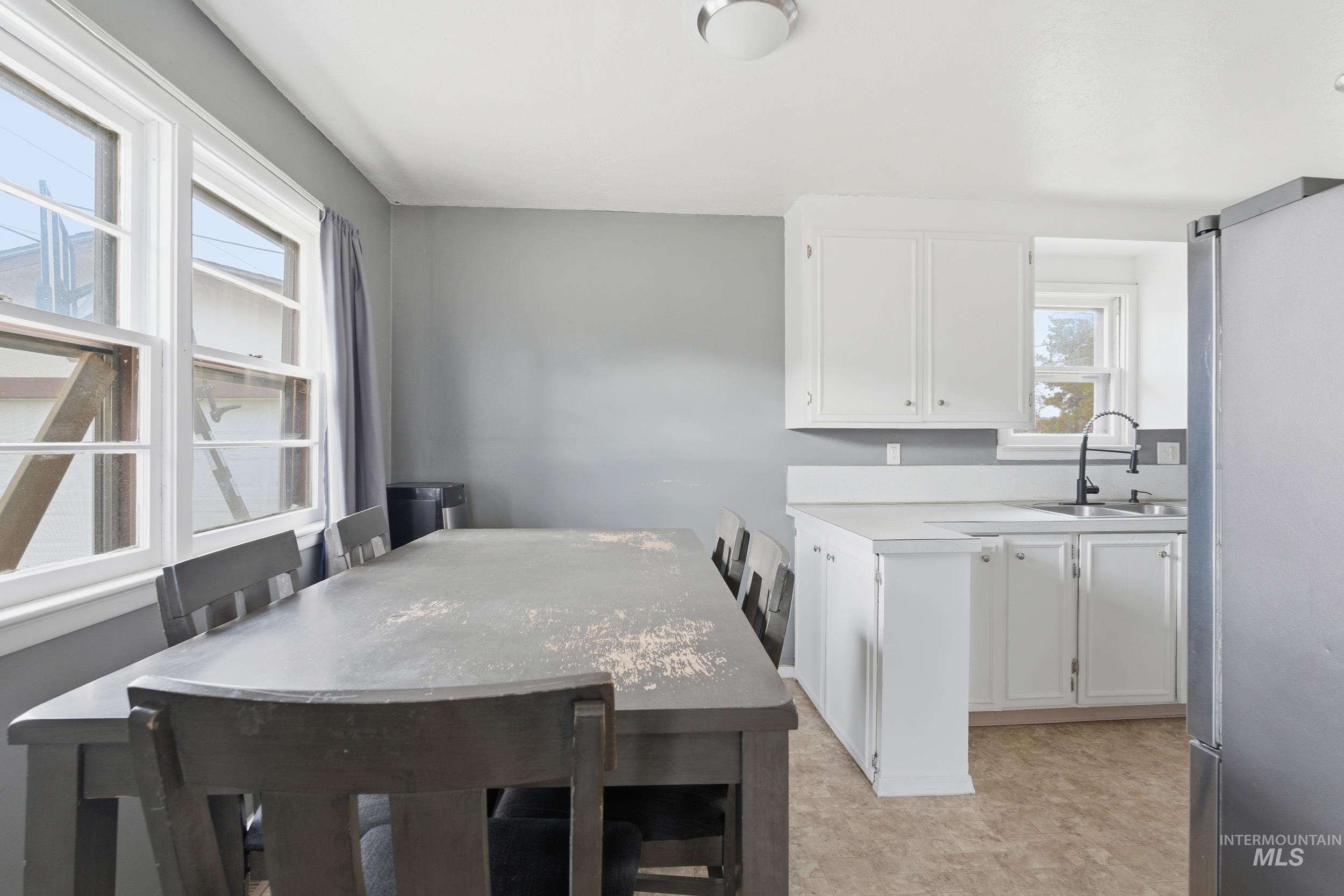 property viewer photo 6