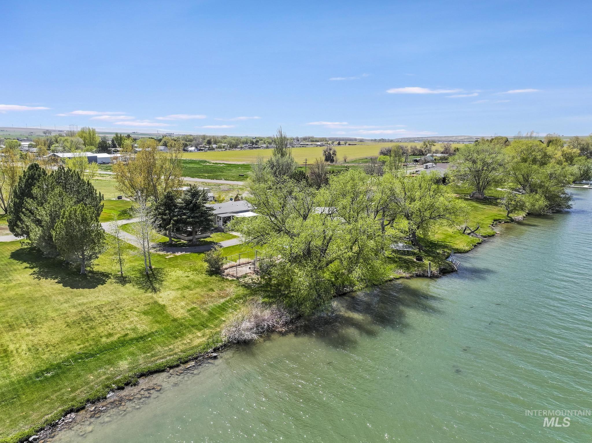 main property photo 17