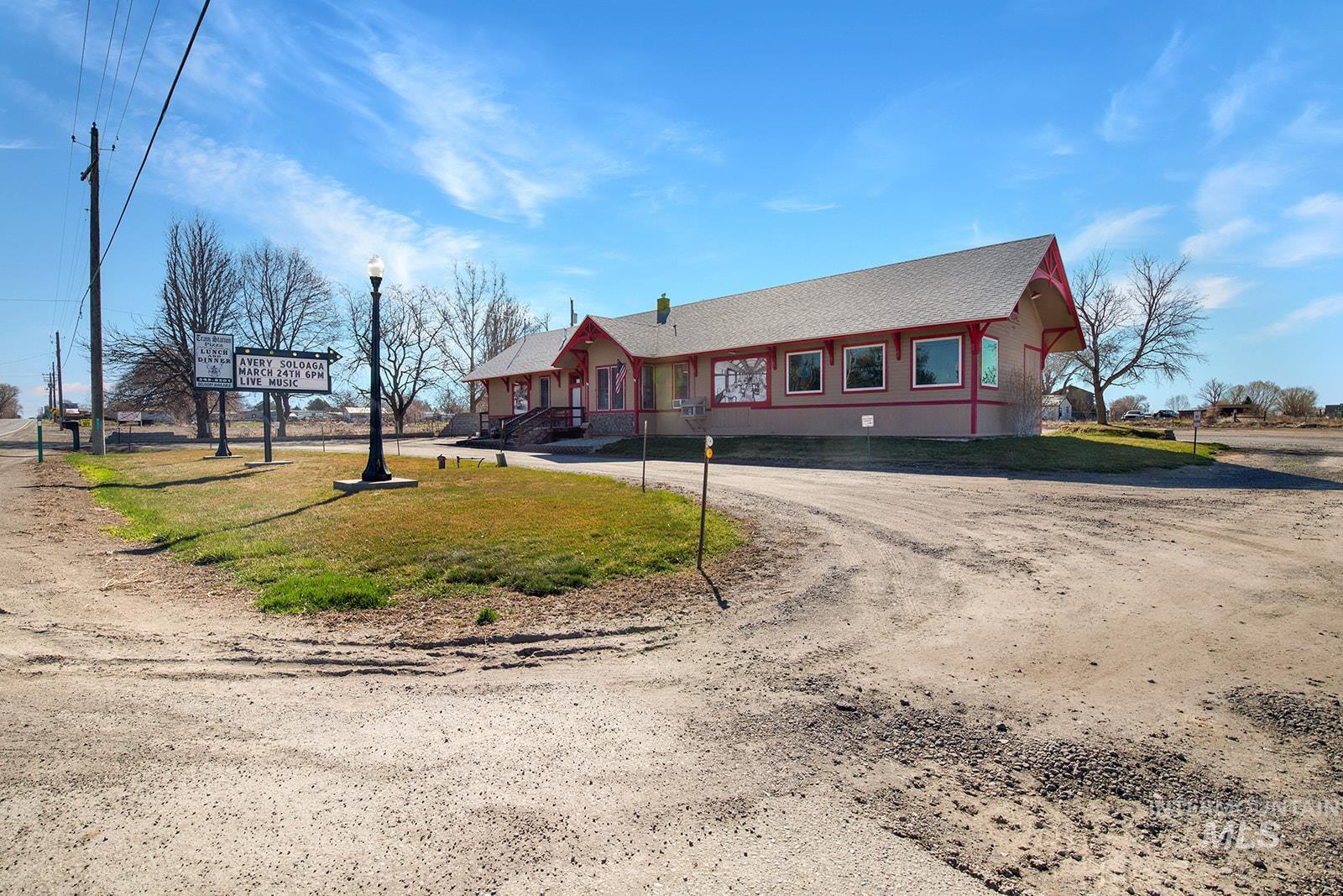 main property photo 4