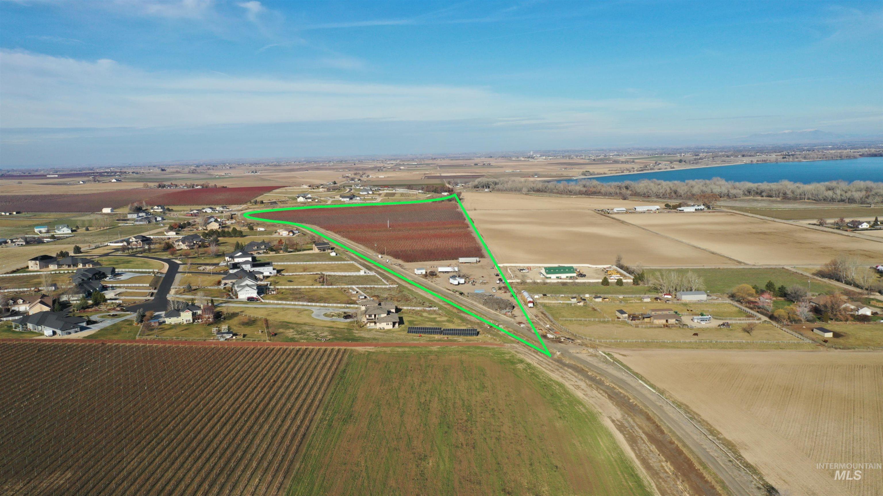 main property photo 14