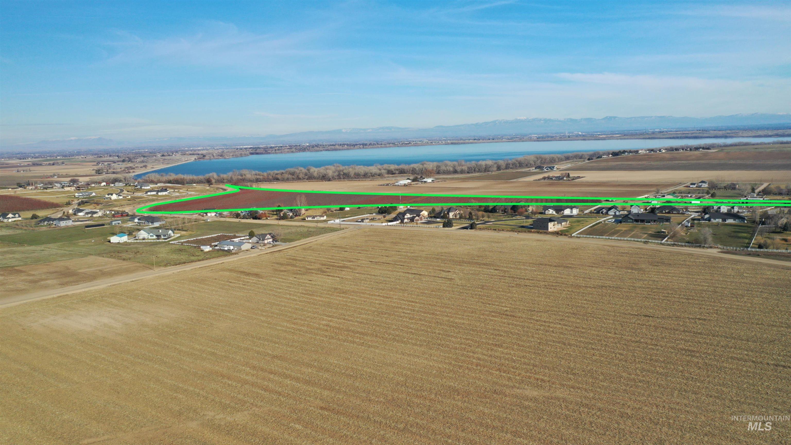 main property photo 18