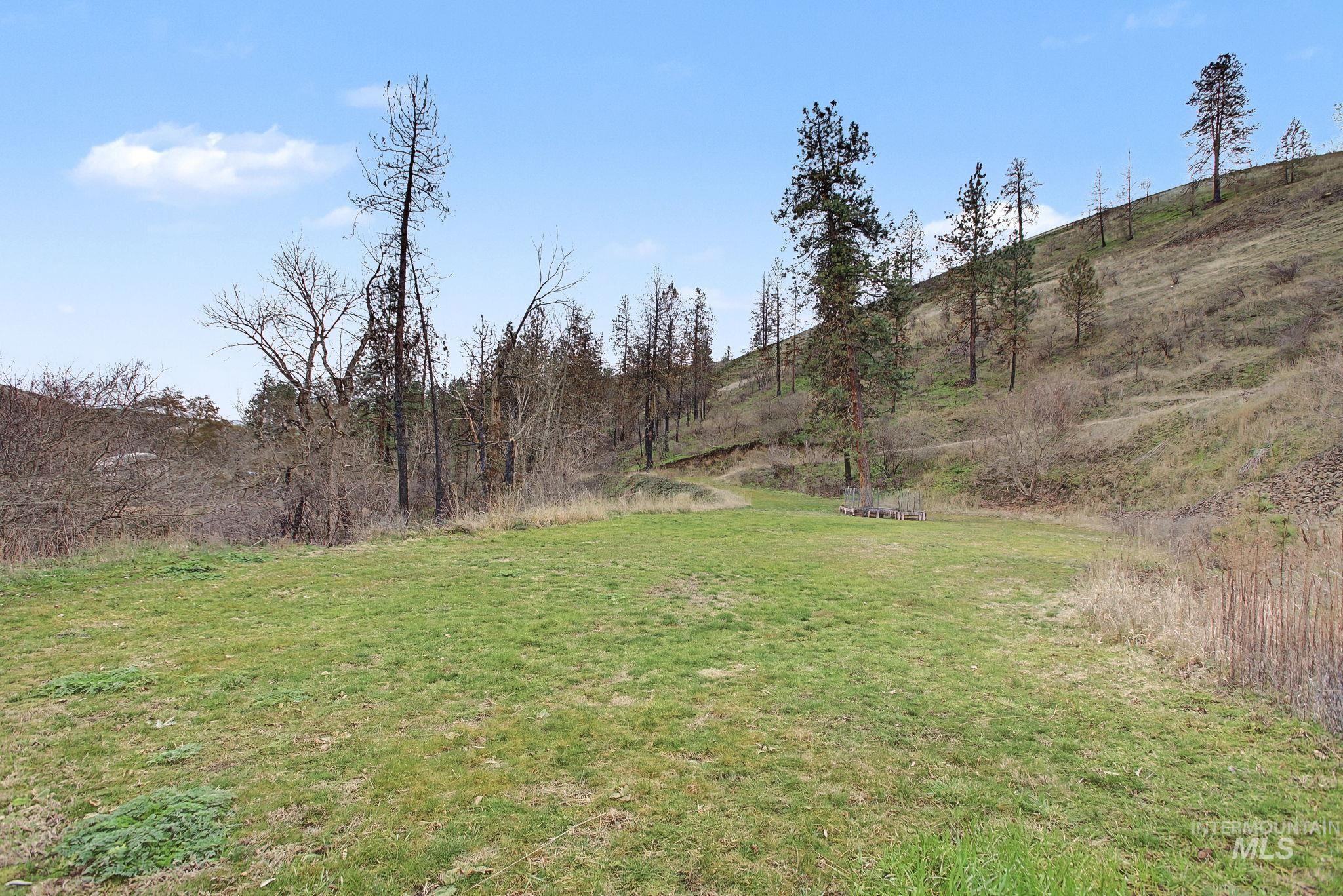 main property photo 47
