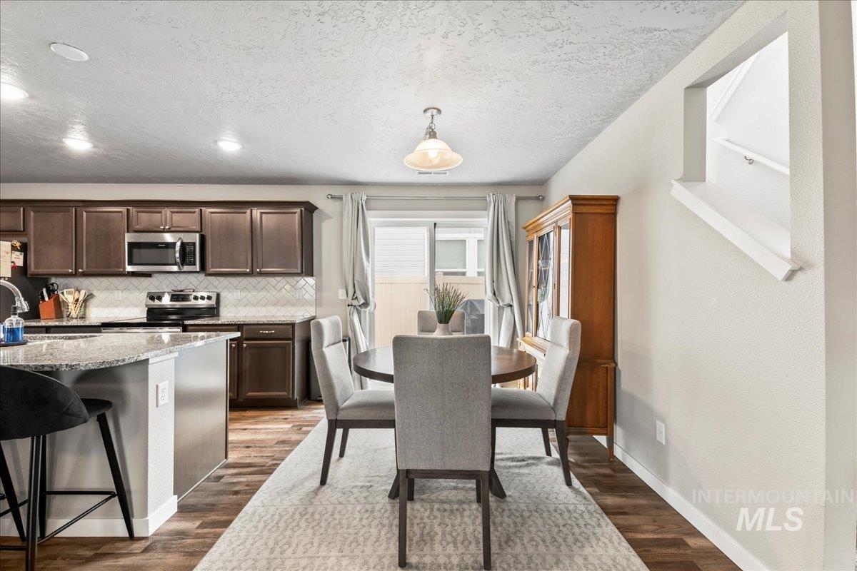 property viewer photo 10