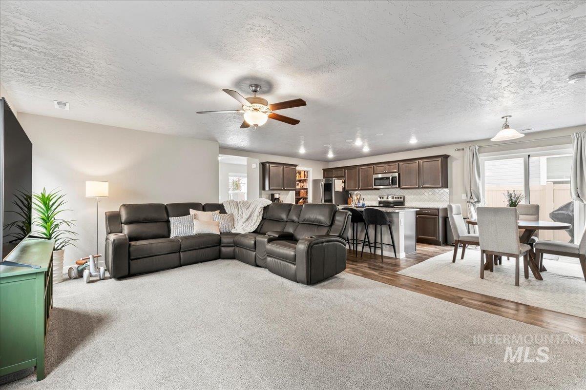 property viewer photo 11