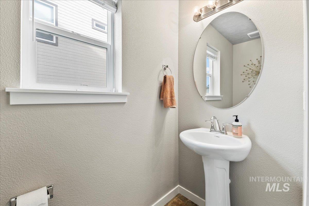 property viewer photo 20