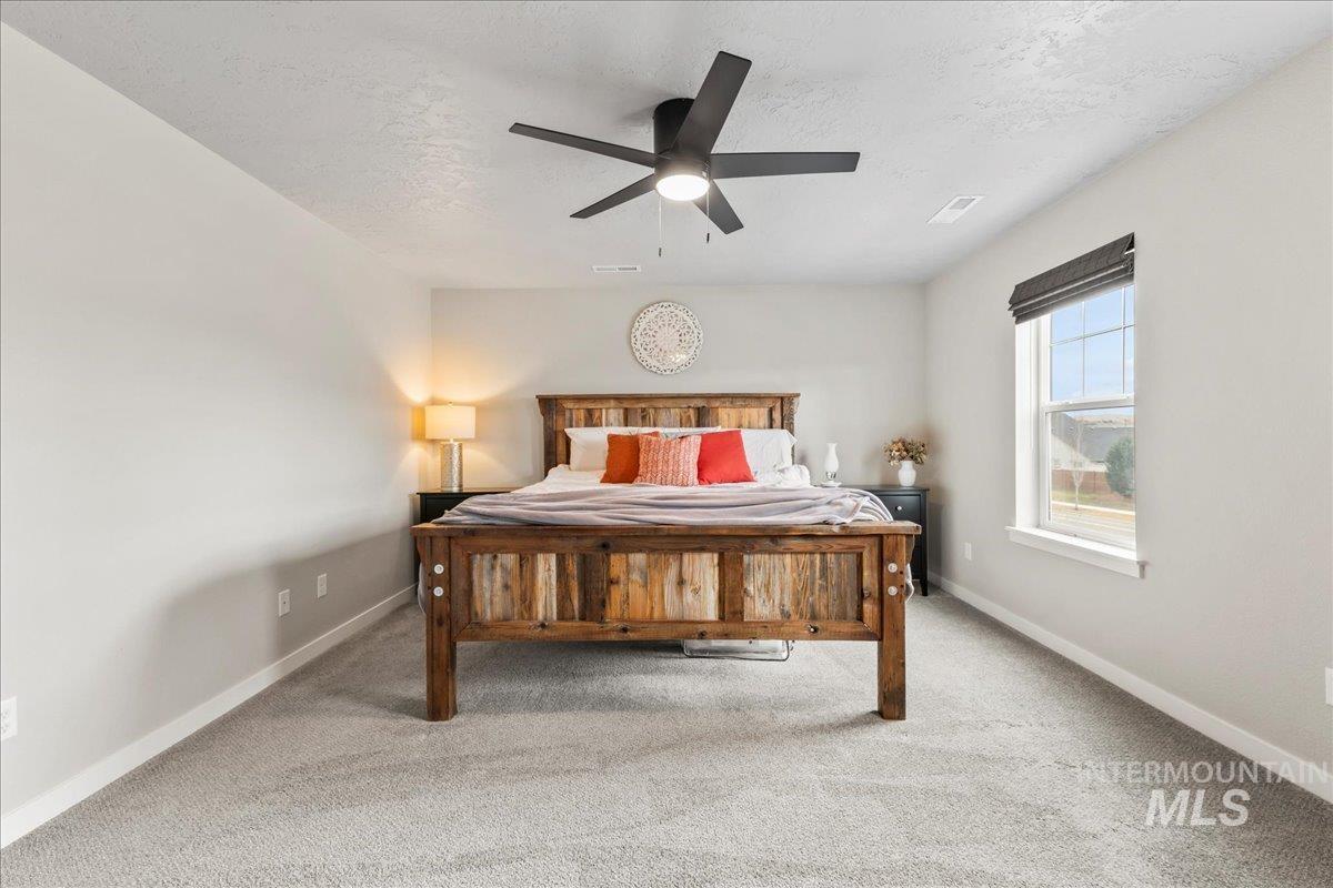property viewer photo 23