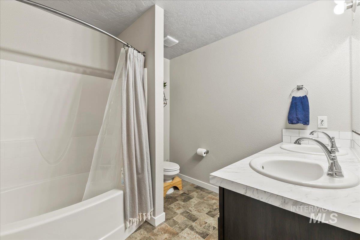 property viewer photo 24