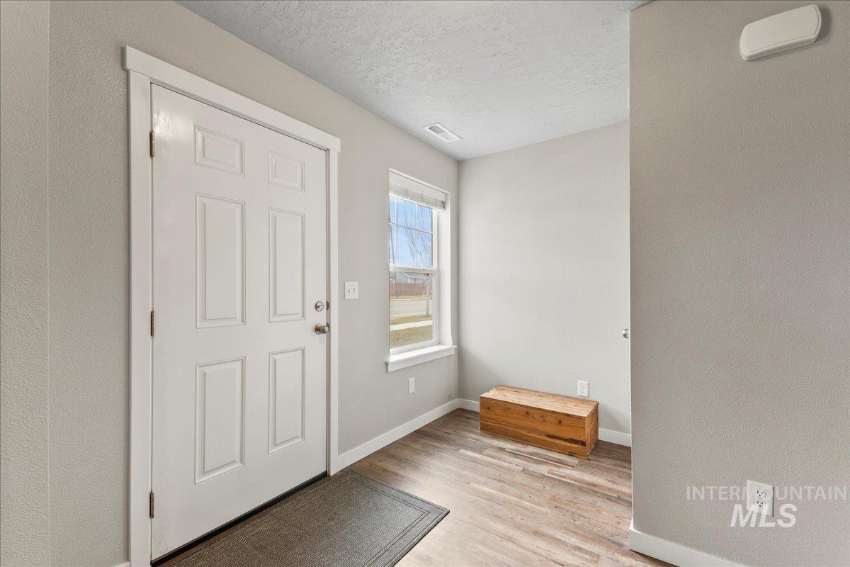 property viewer photo 3