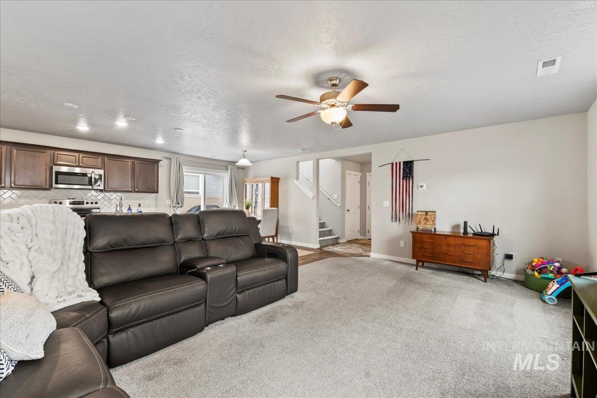 property viewer photo 6