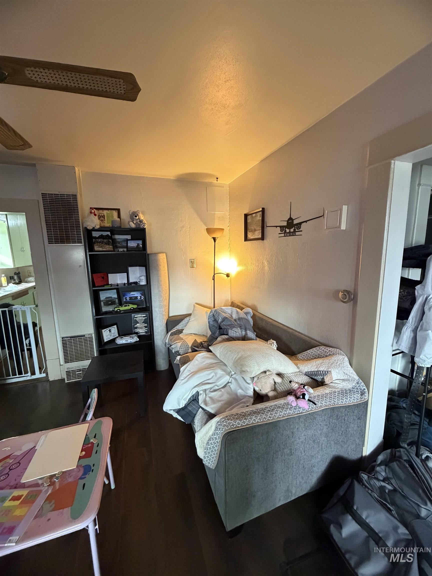 main property photo 5