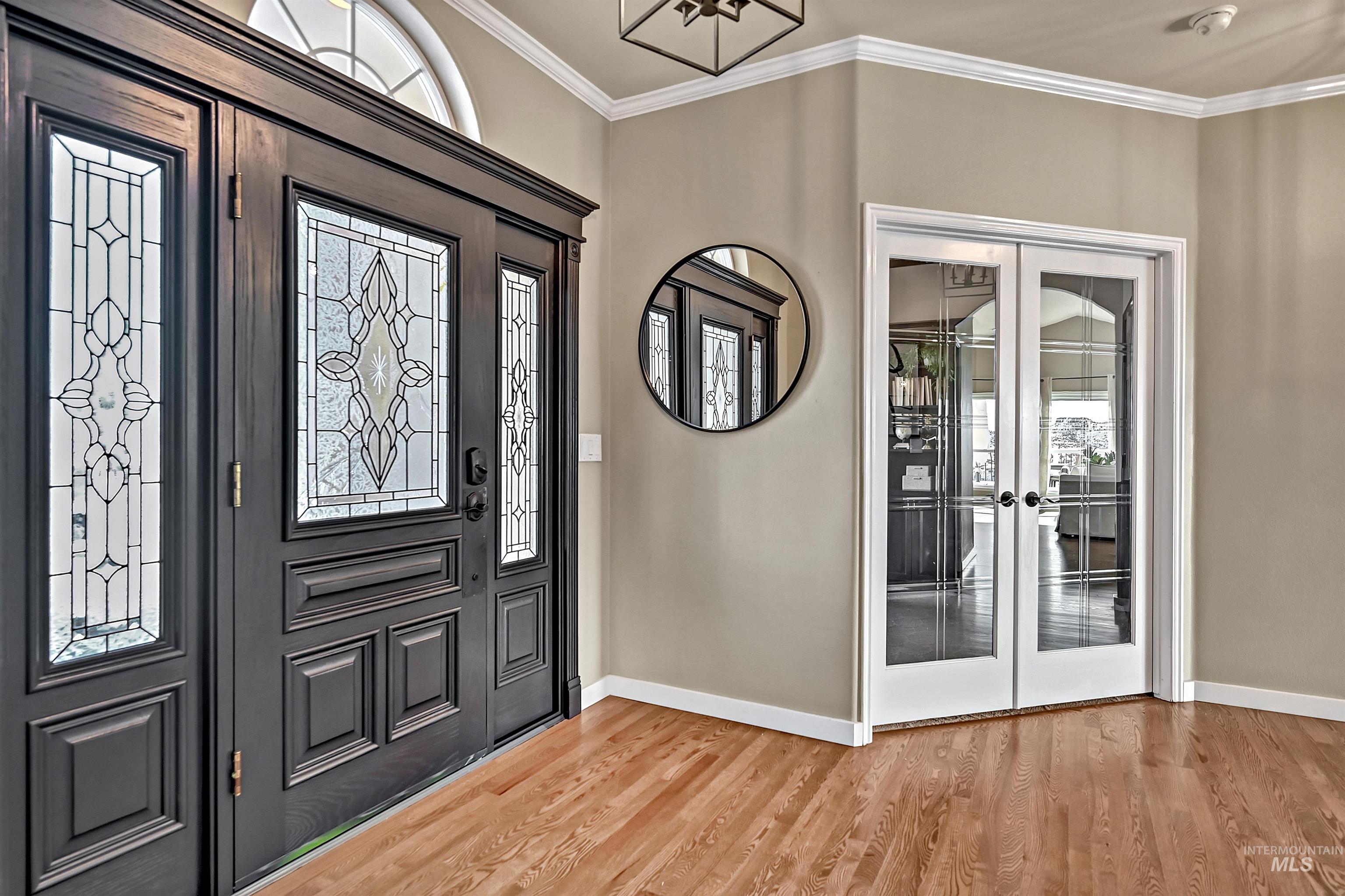 property viewer photo 2