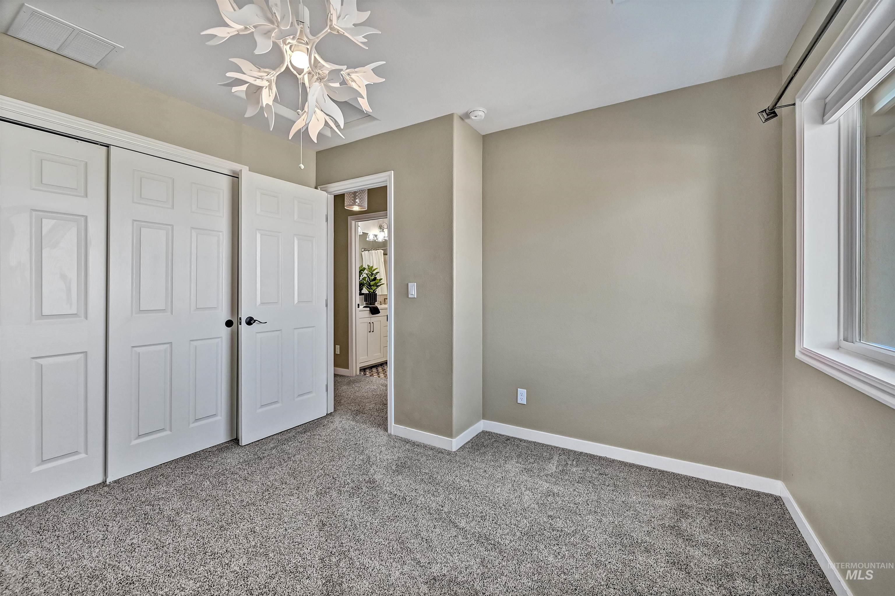 property viewer photo 22