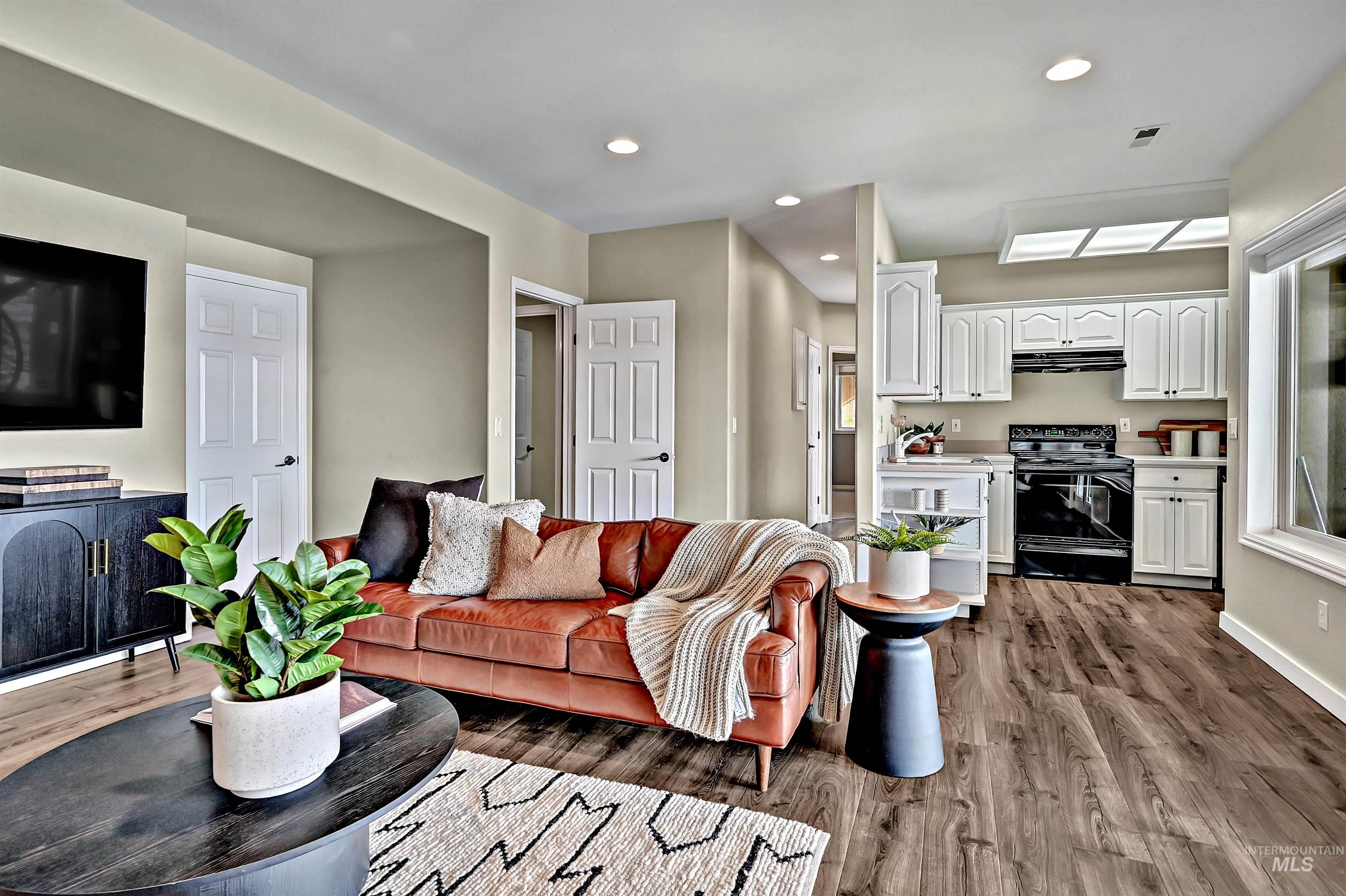 property viewer photo 28