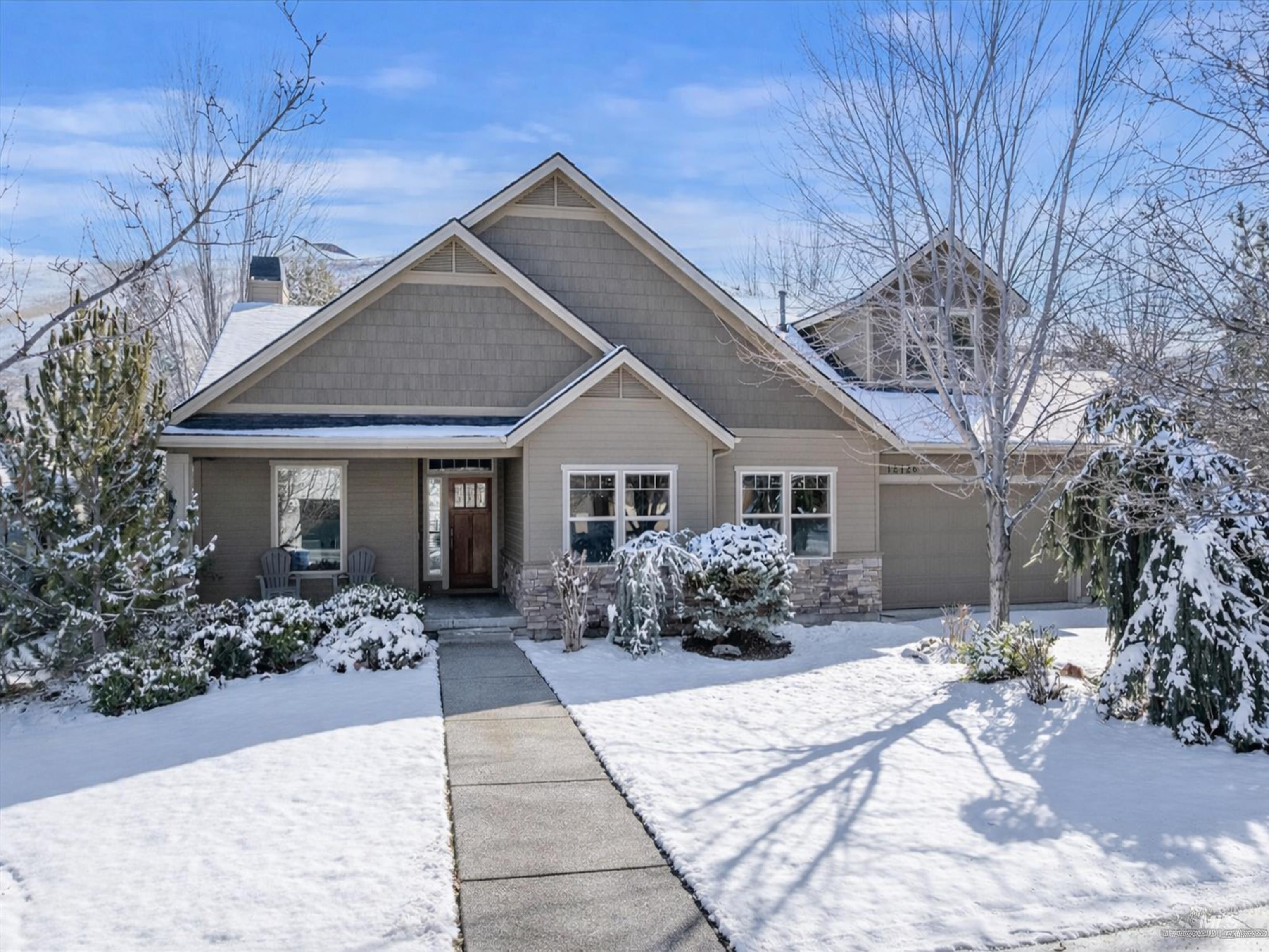 main property photo 0