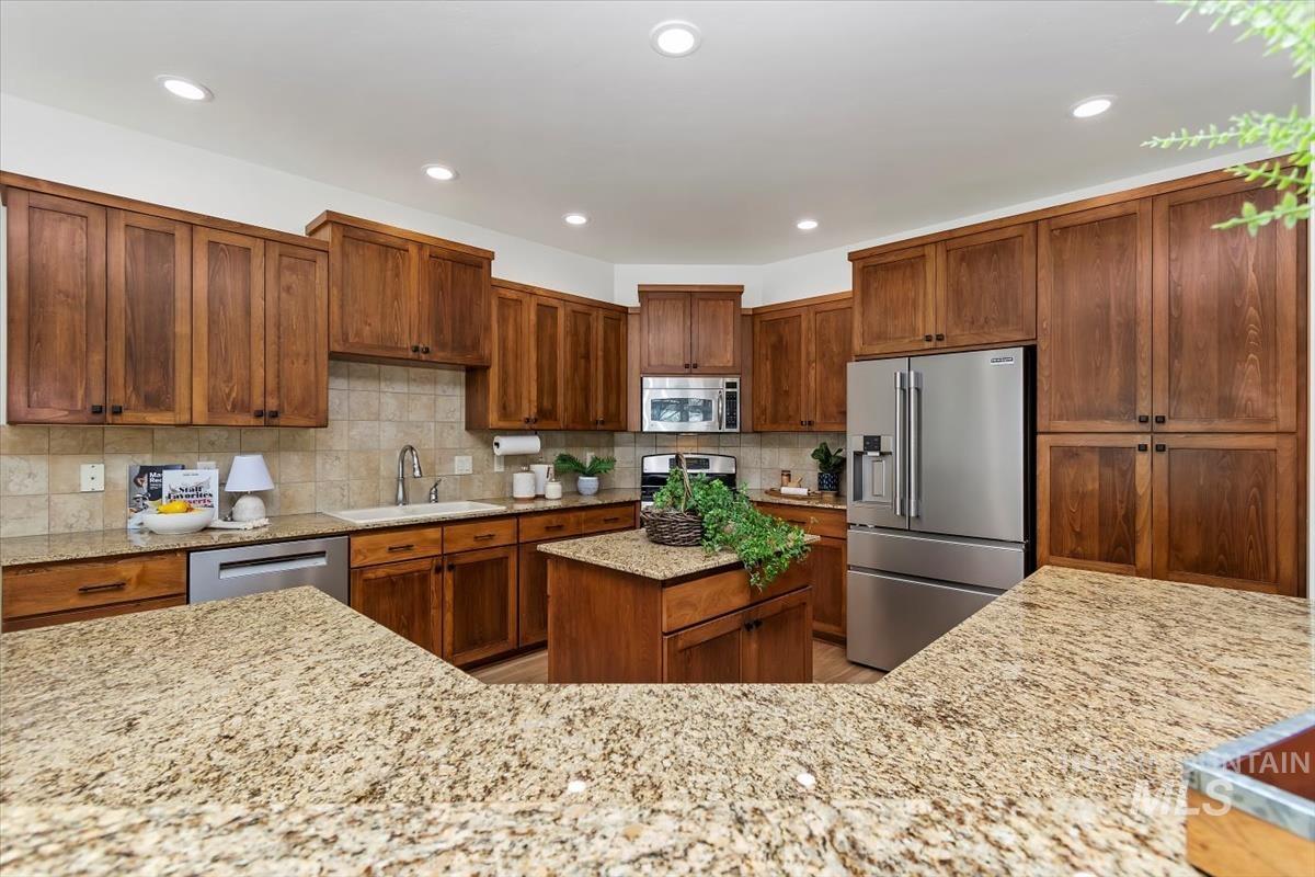 property viewer photo 10