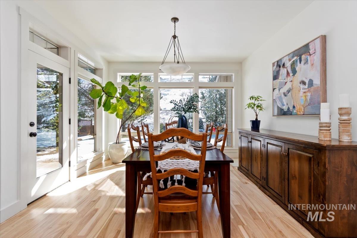 property viewer photo 13