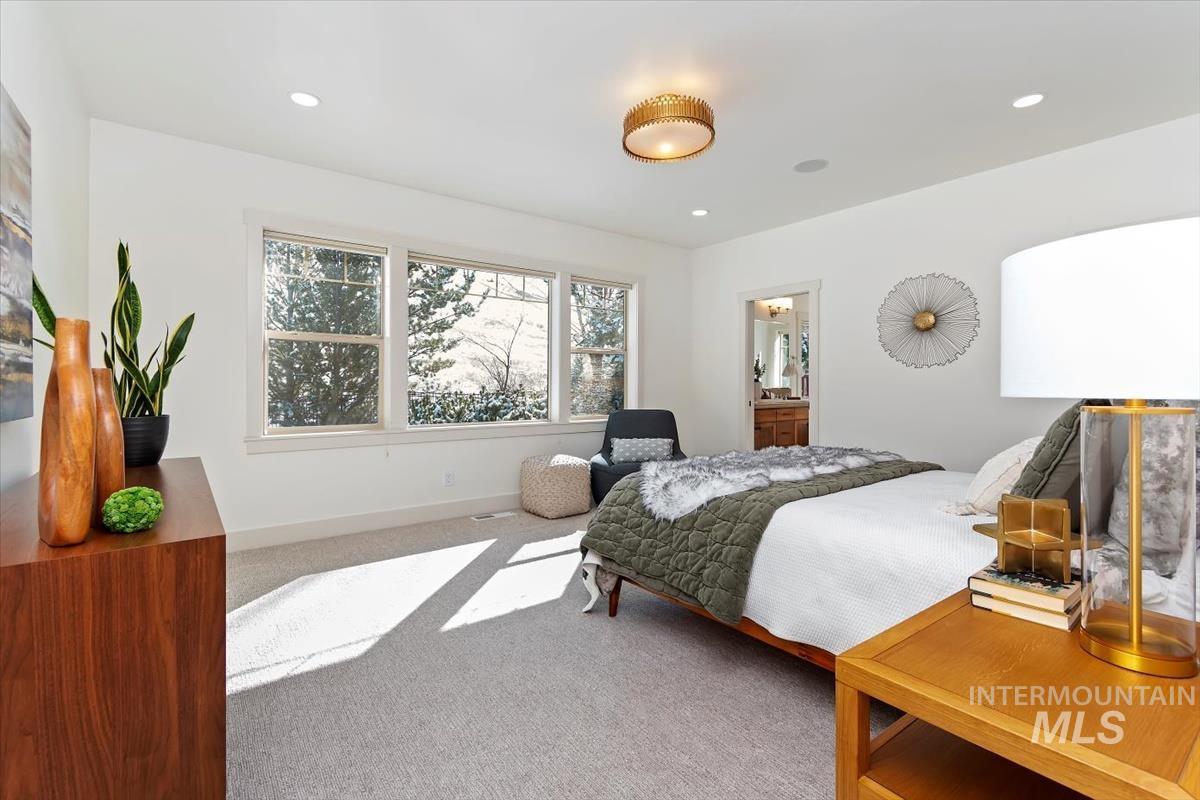 property viewer photo 14