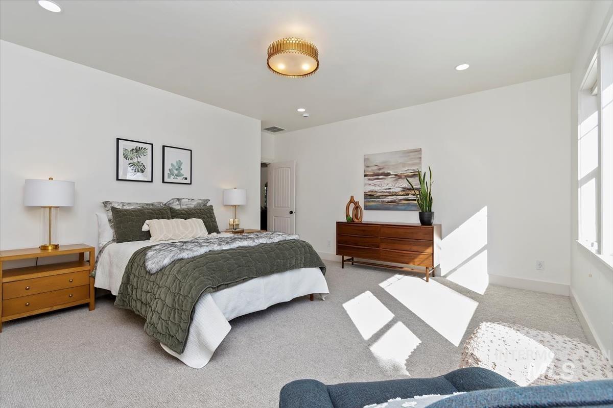 property viewer photo 15