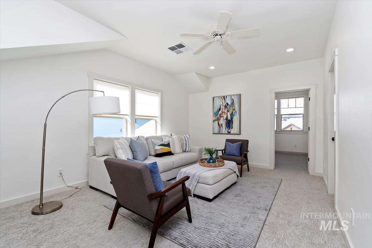 property viewer photo 25
