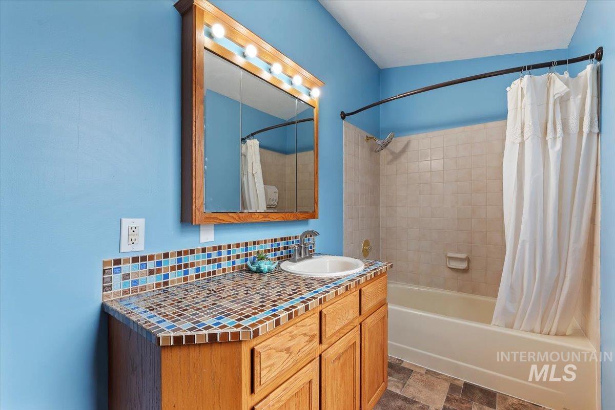 property viewer photo 25