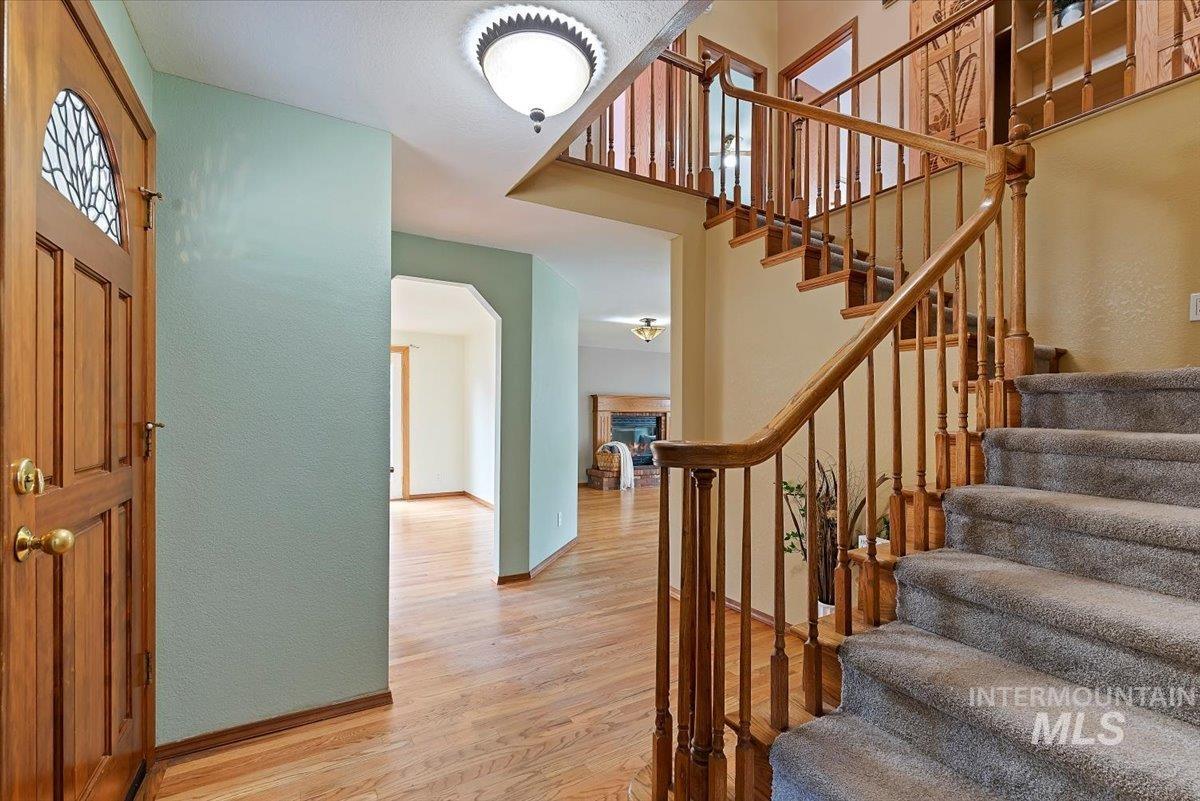 property viewer photo 3