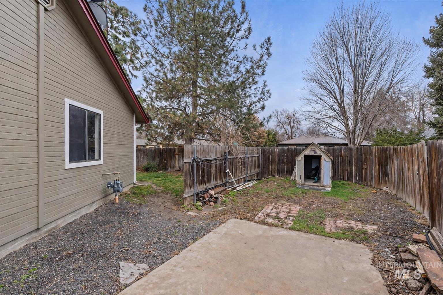 property viewer photo 36