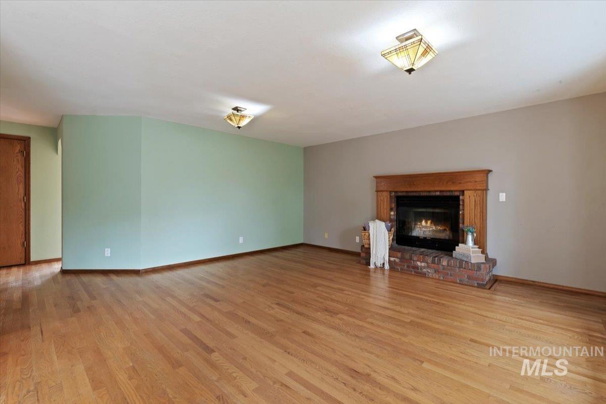 property viewer photo 5