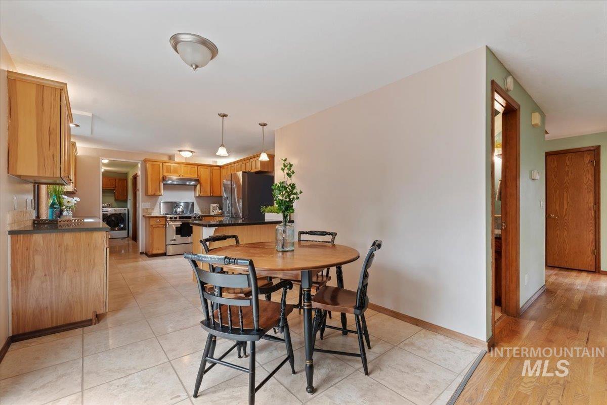 property viewer photo 8