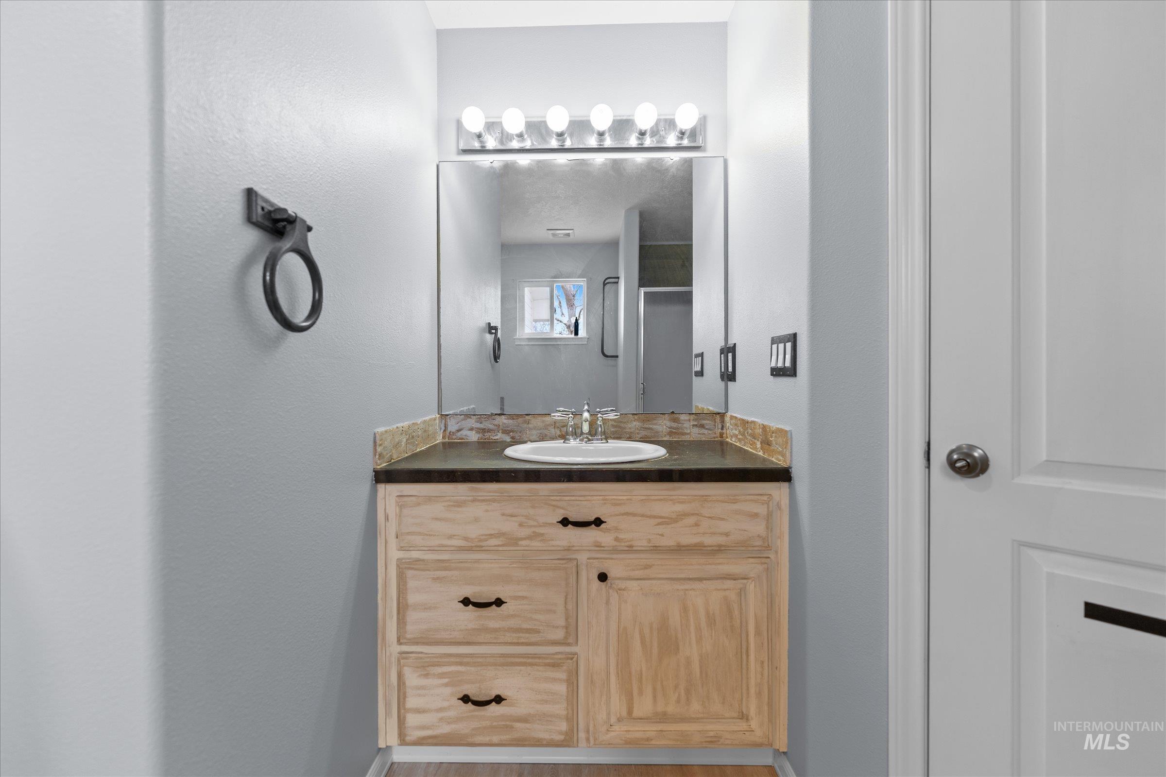 property viewer photo 14