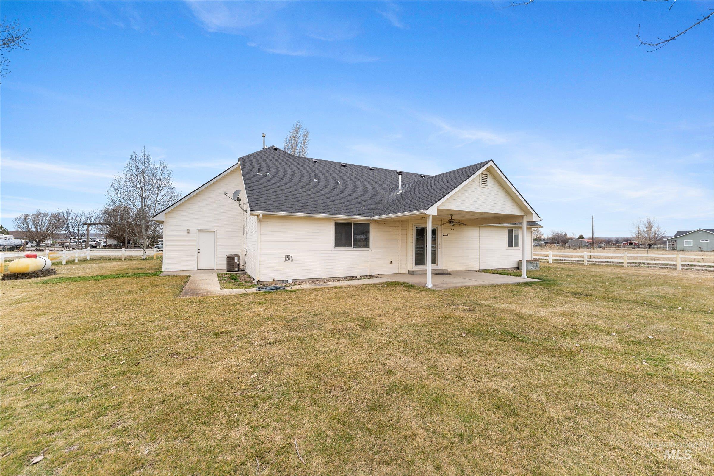 property viewer photo 23