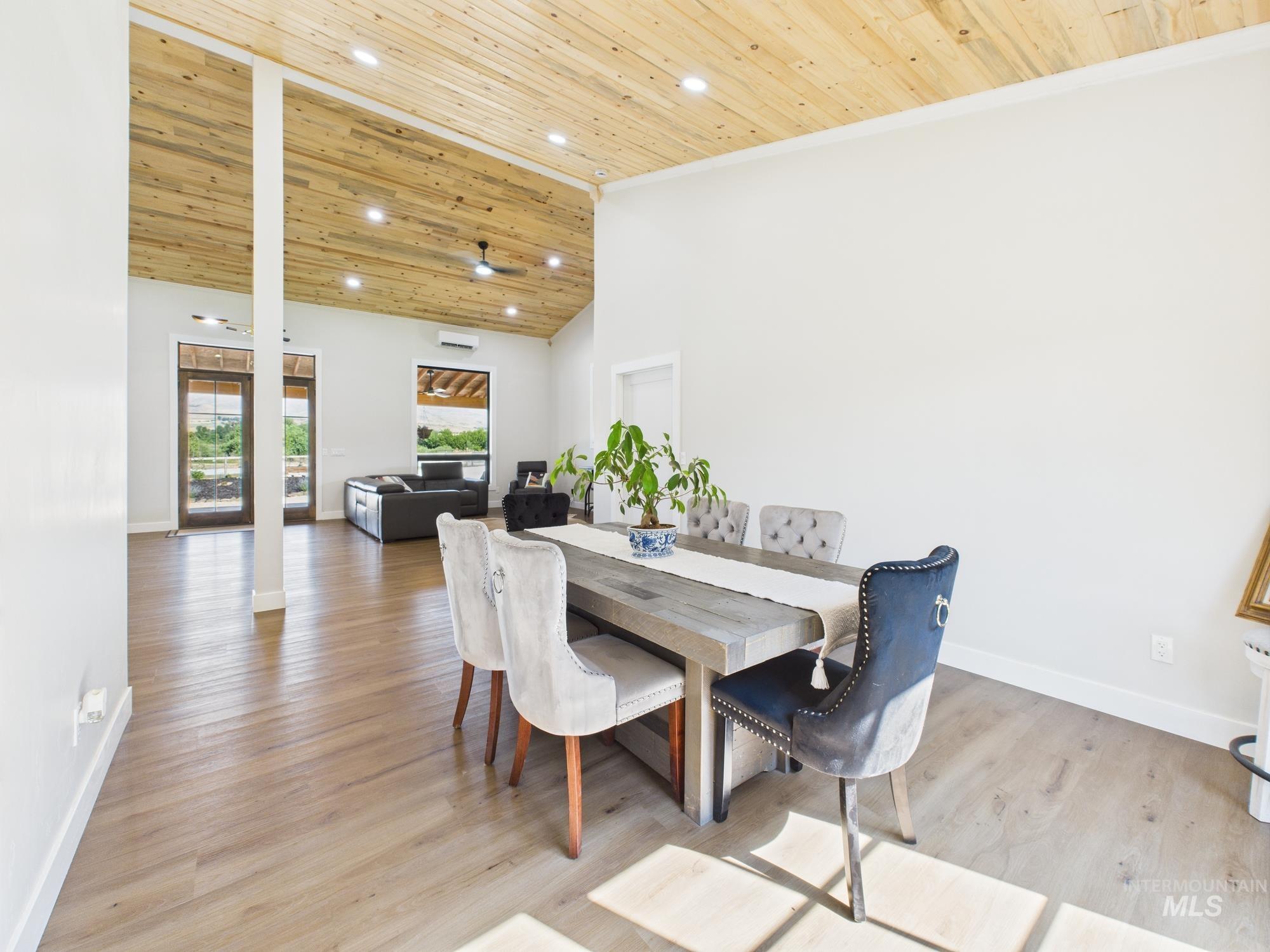 property viewer photo 21