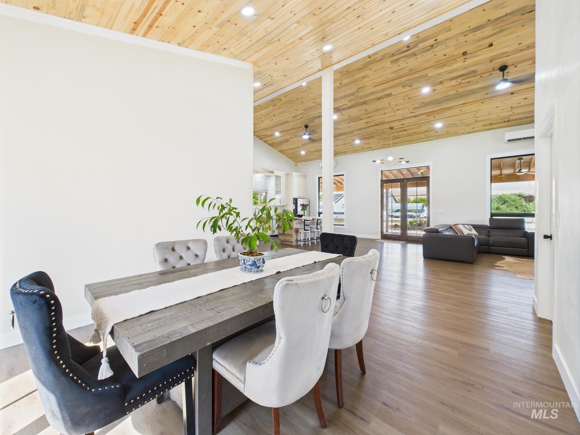 property viewer photo 22