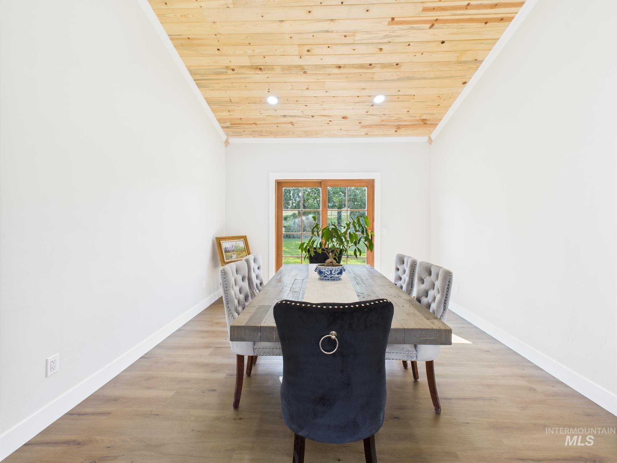 property viewer photo 23