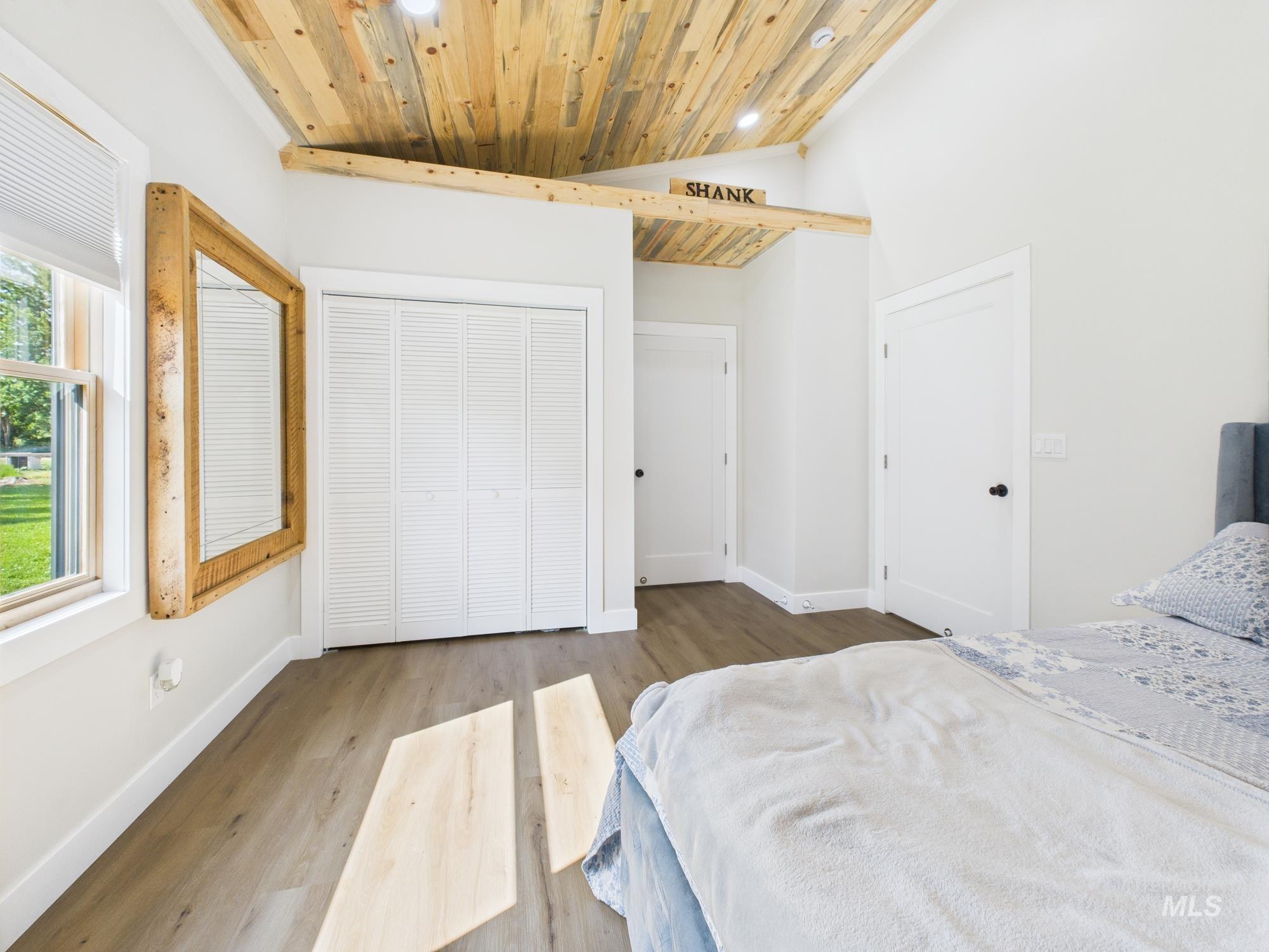 property viewer photo 27