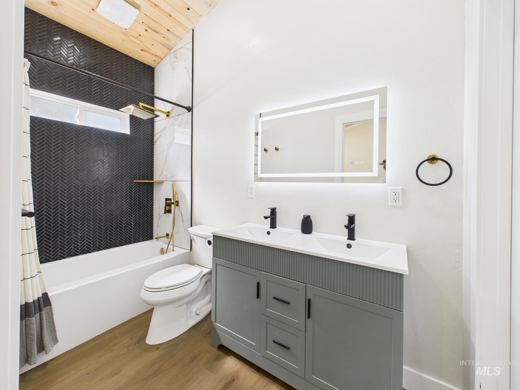 property viewer photo 28