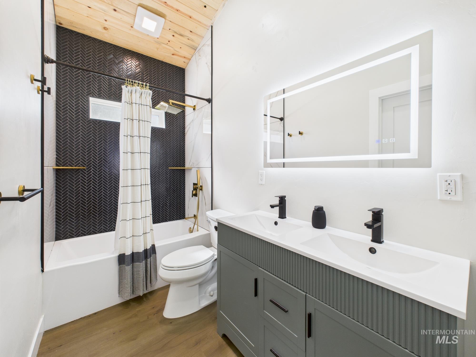 property viewer photo 29