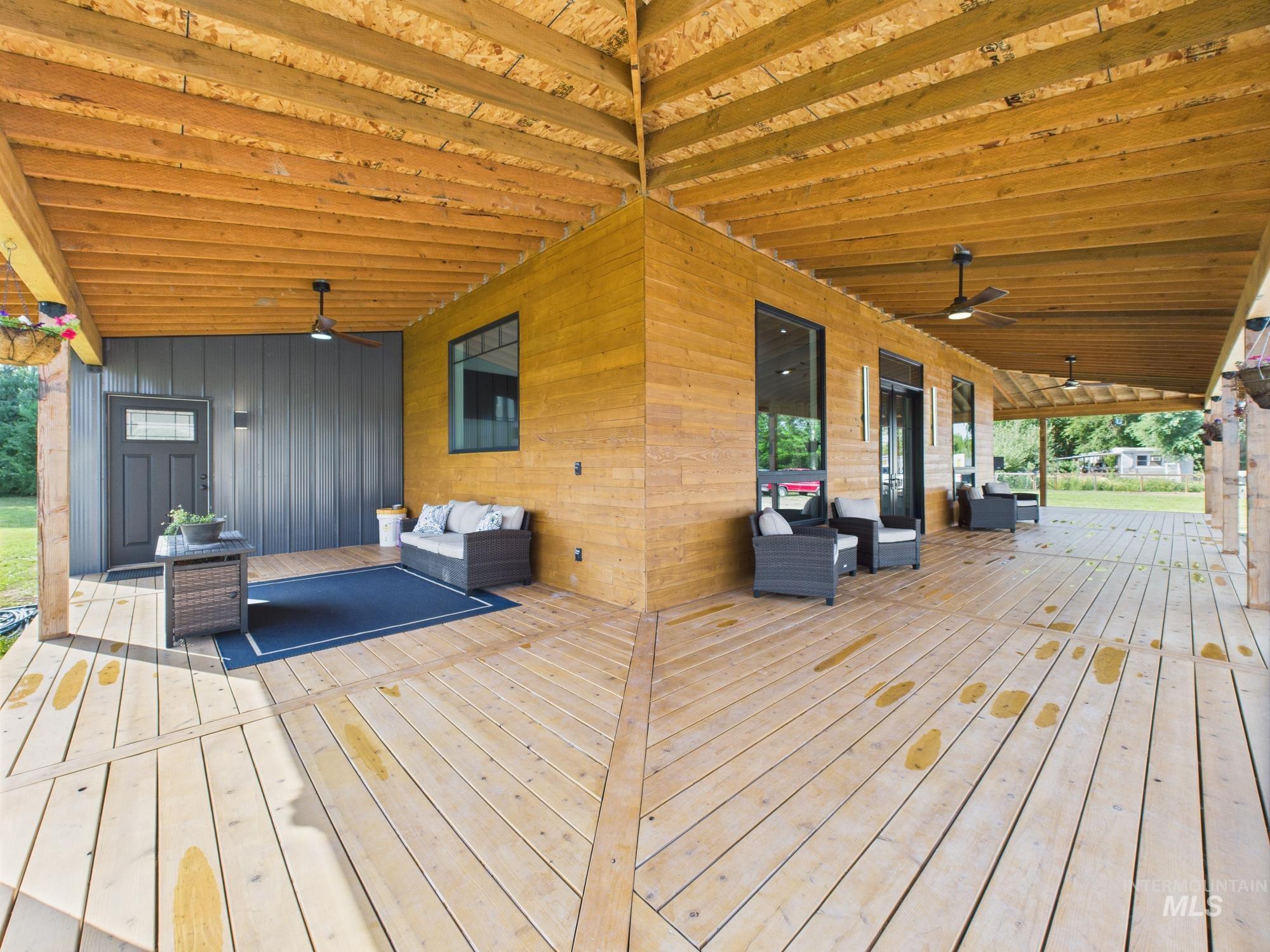 property viewer photo 37
