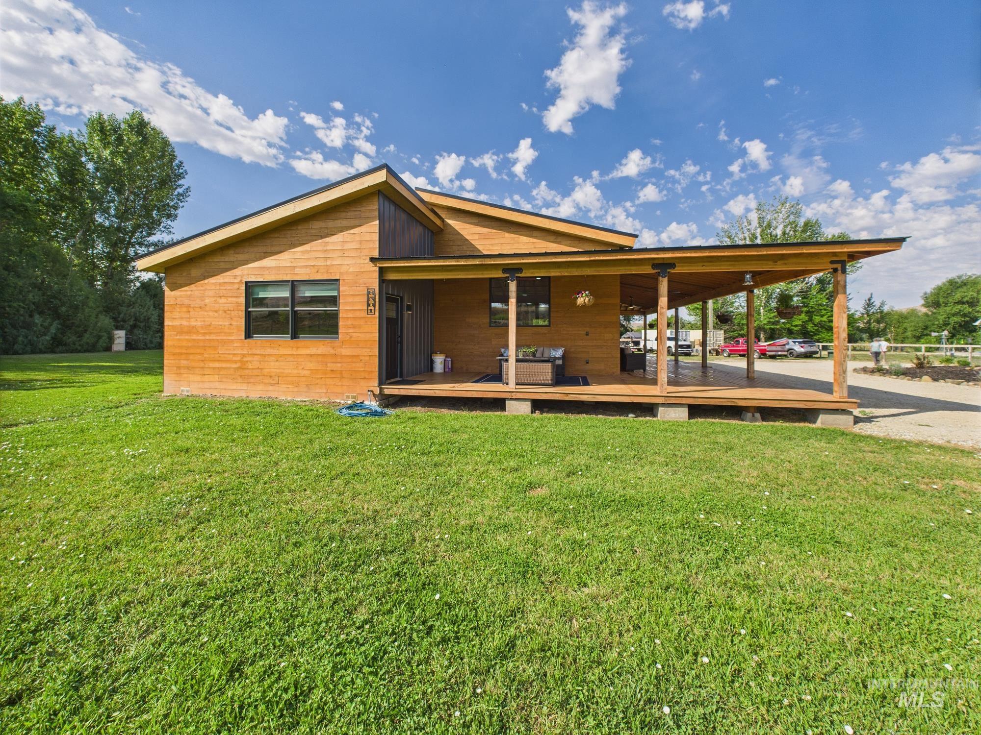 property viewer photo 38