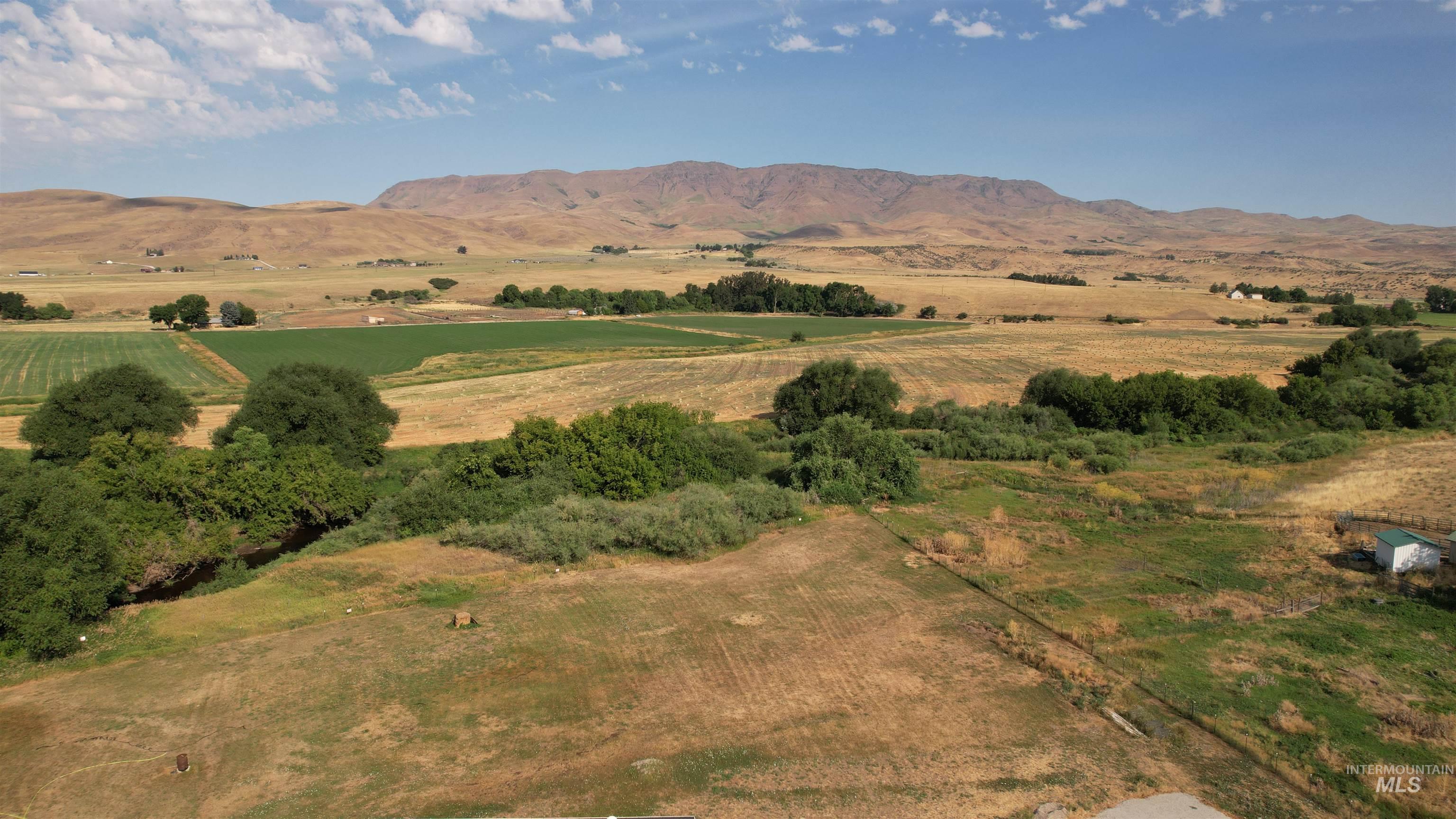 property viewer photo 40