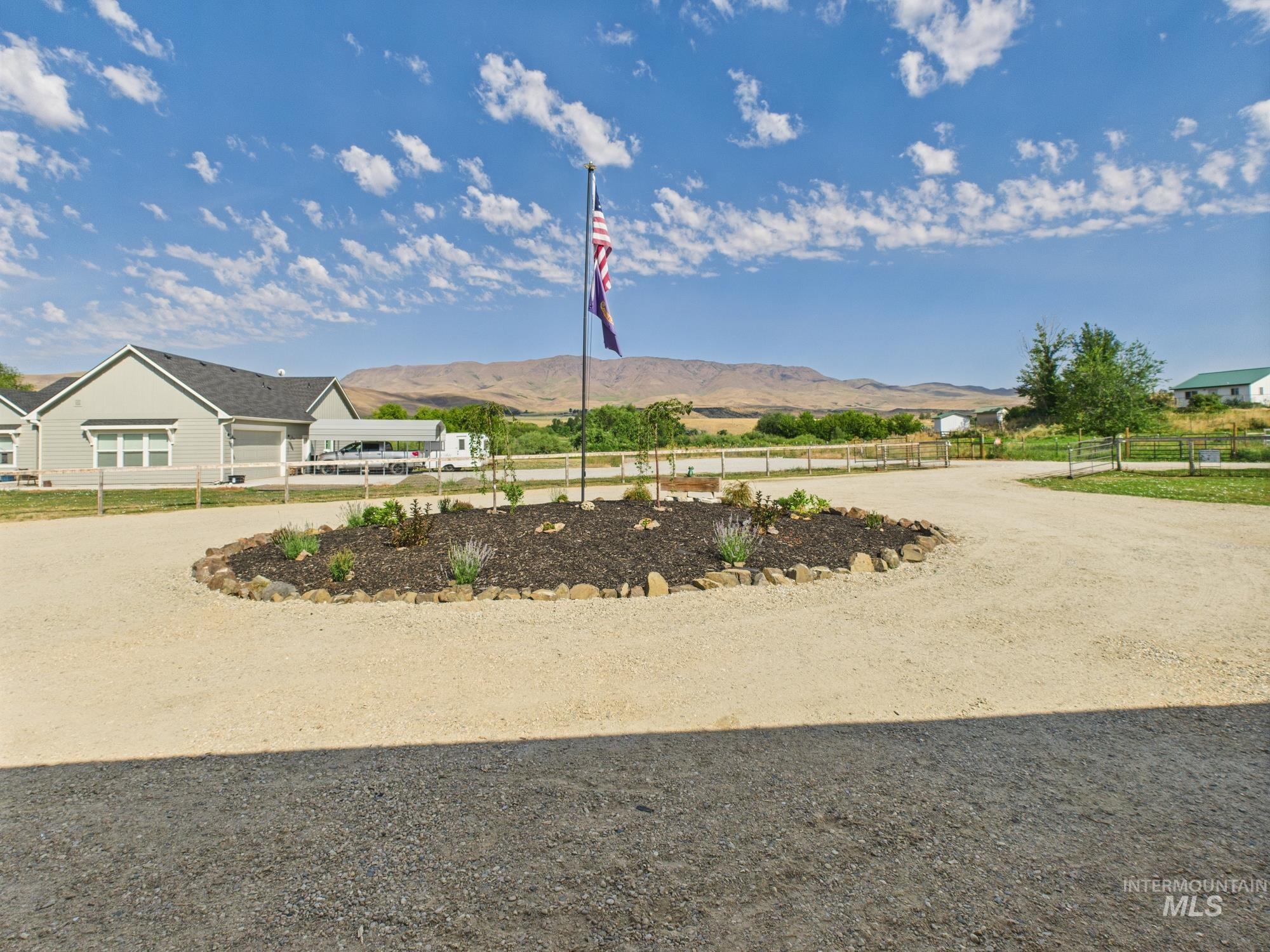 property viewer photo 43