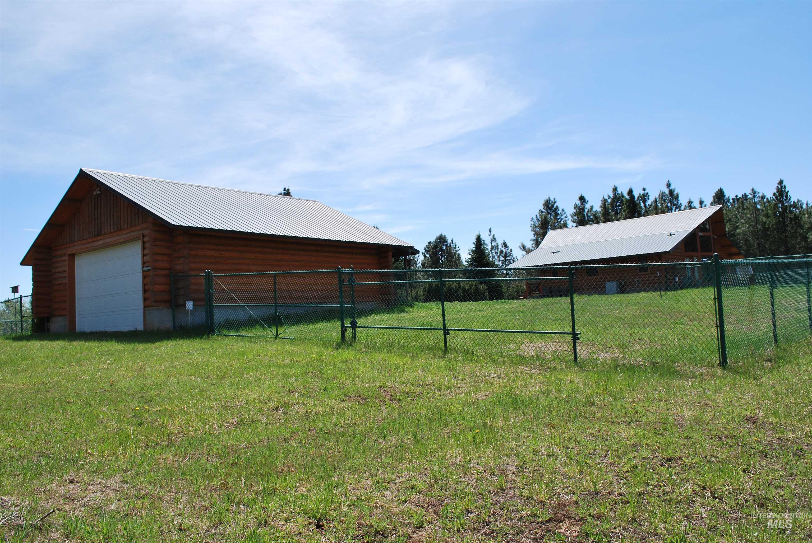 main property photo 42