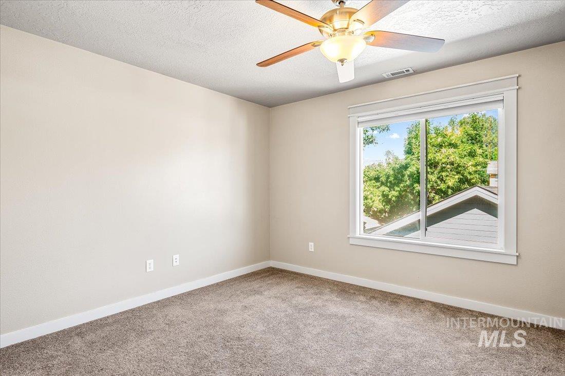 property viewer photo 12