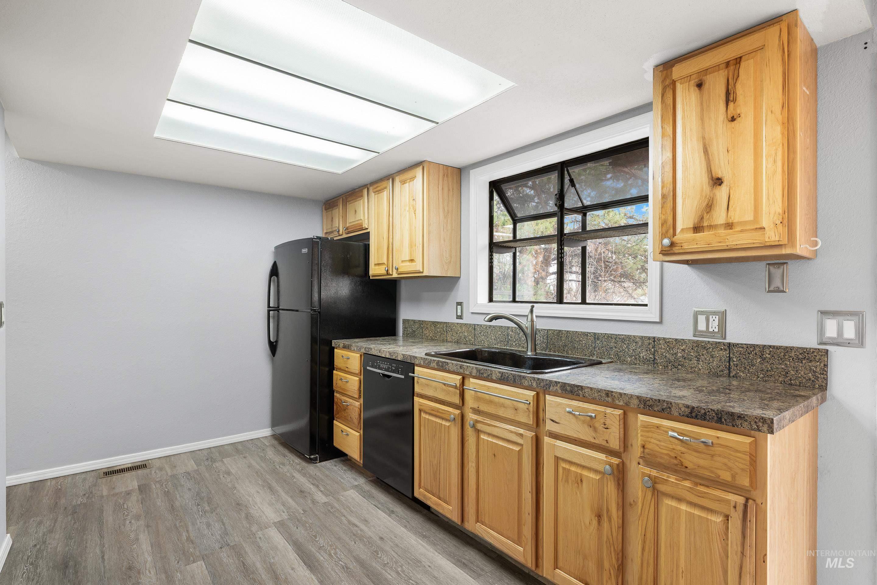 property viewer photo 10