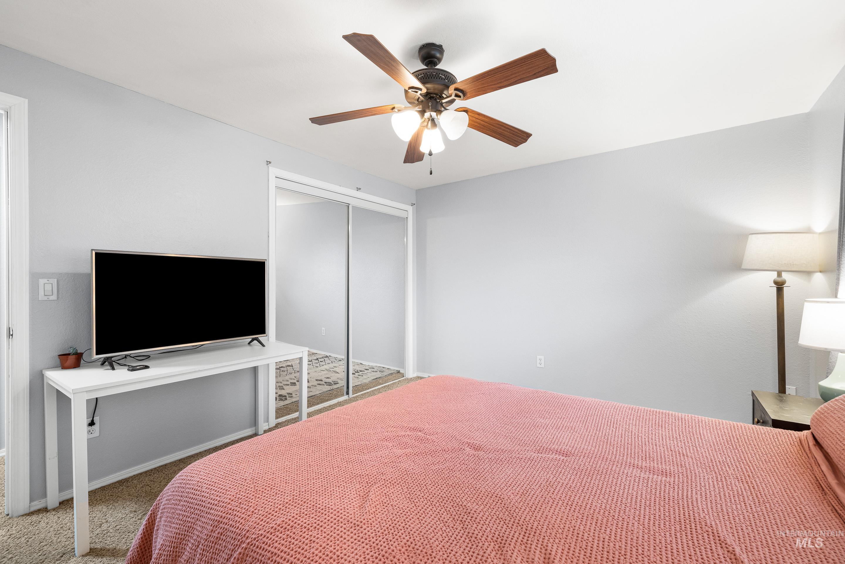 property viewer photo 17