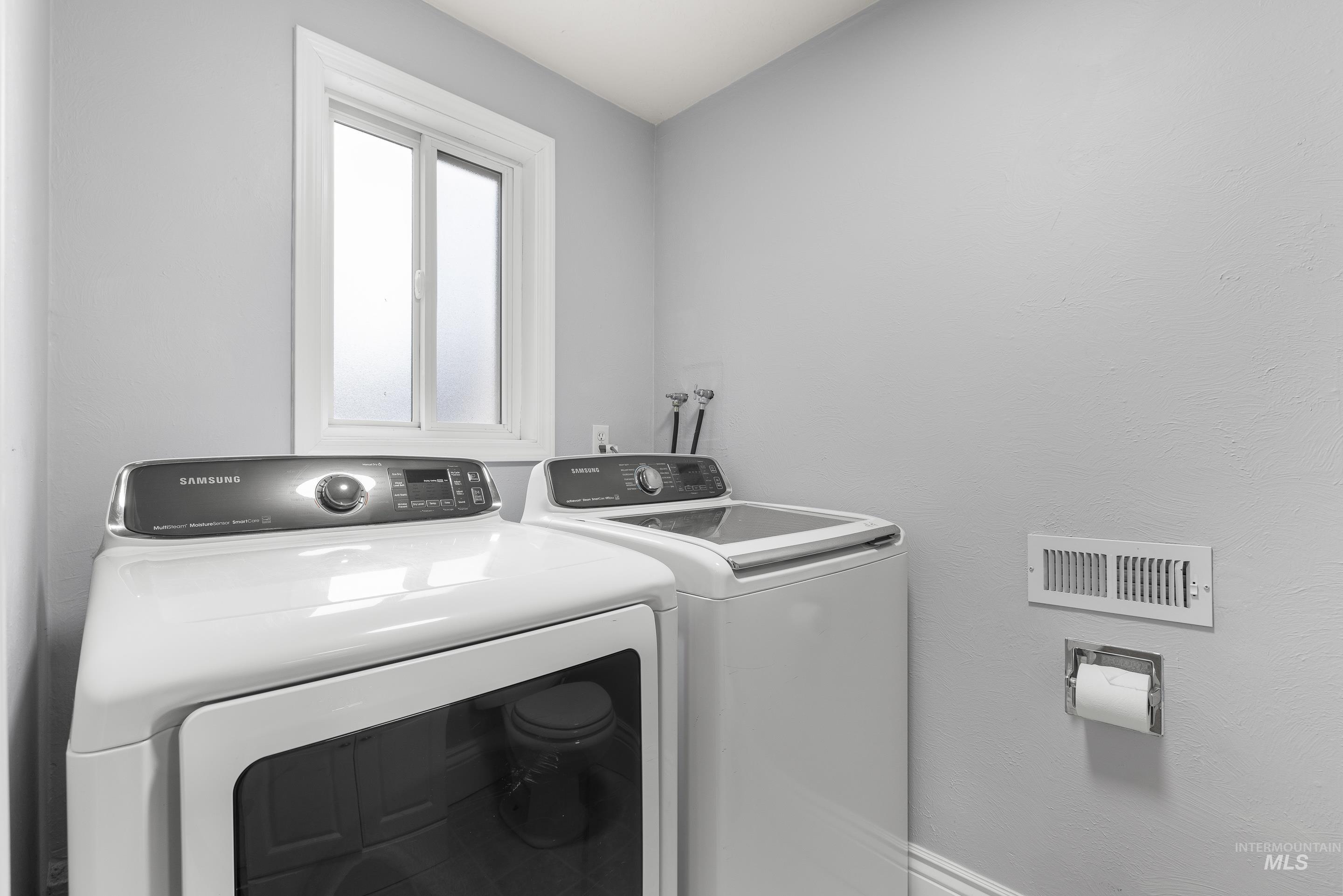 property viewer photo 25
